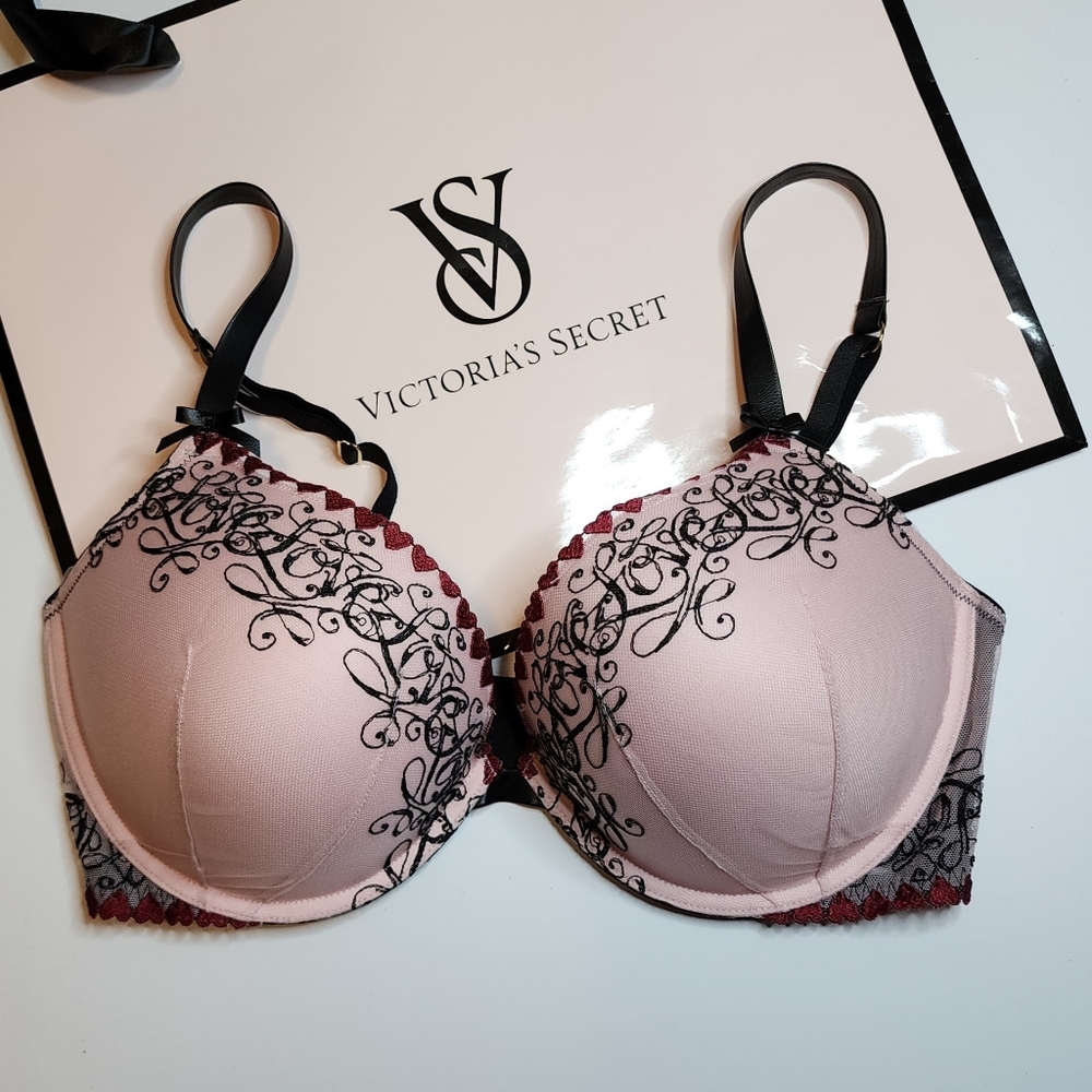 Victoria's Secret Love Letter Embroidery Bra - Picture 2 of 9